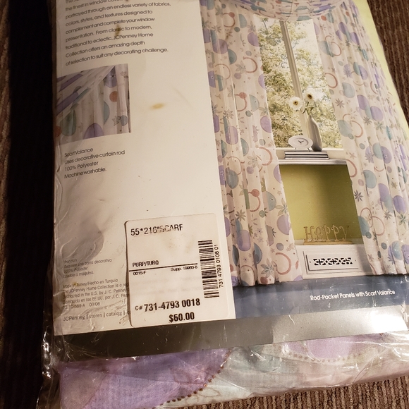 Home Collectino One Scart Valance - Picture 9 of 13